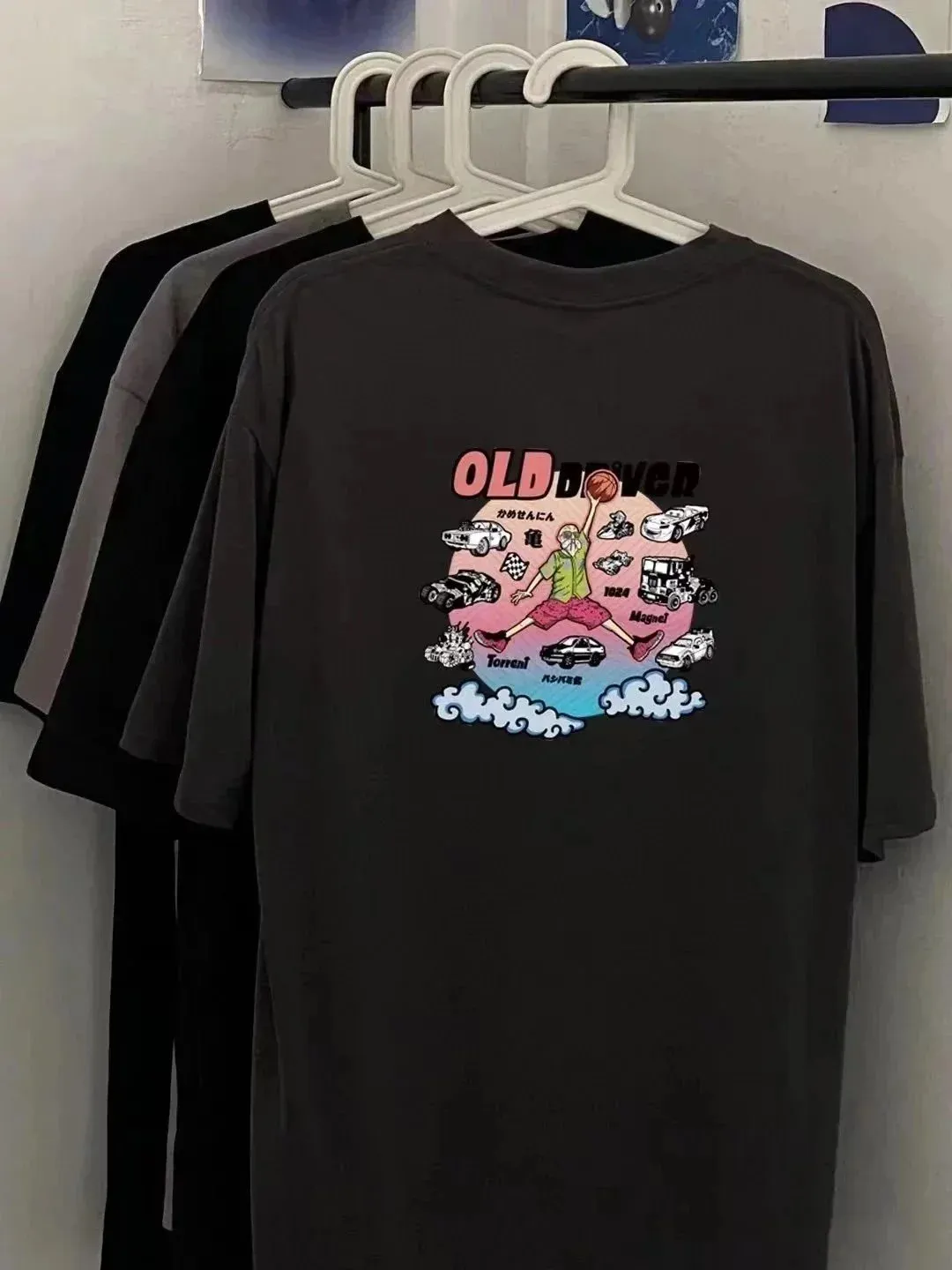 Dark Grey Elderly Basketball 002