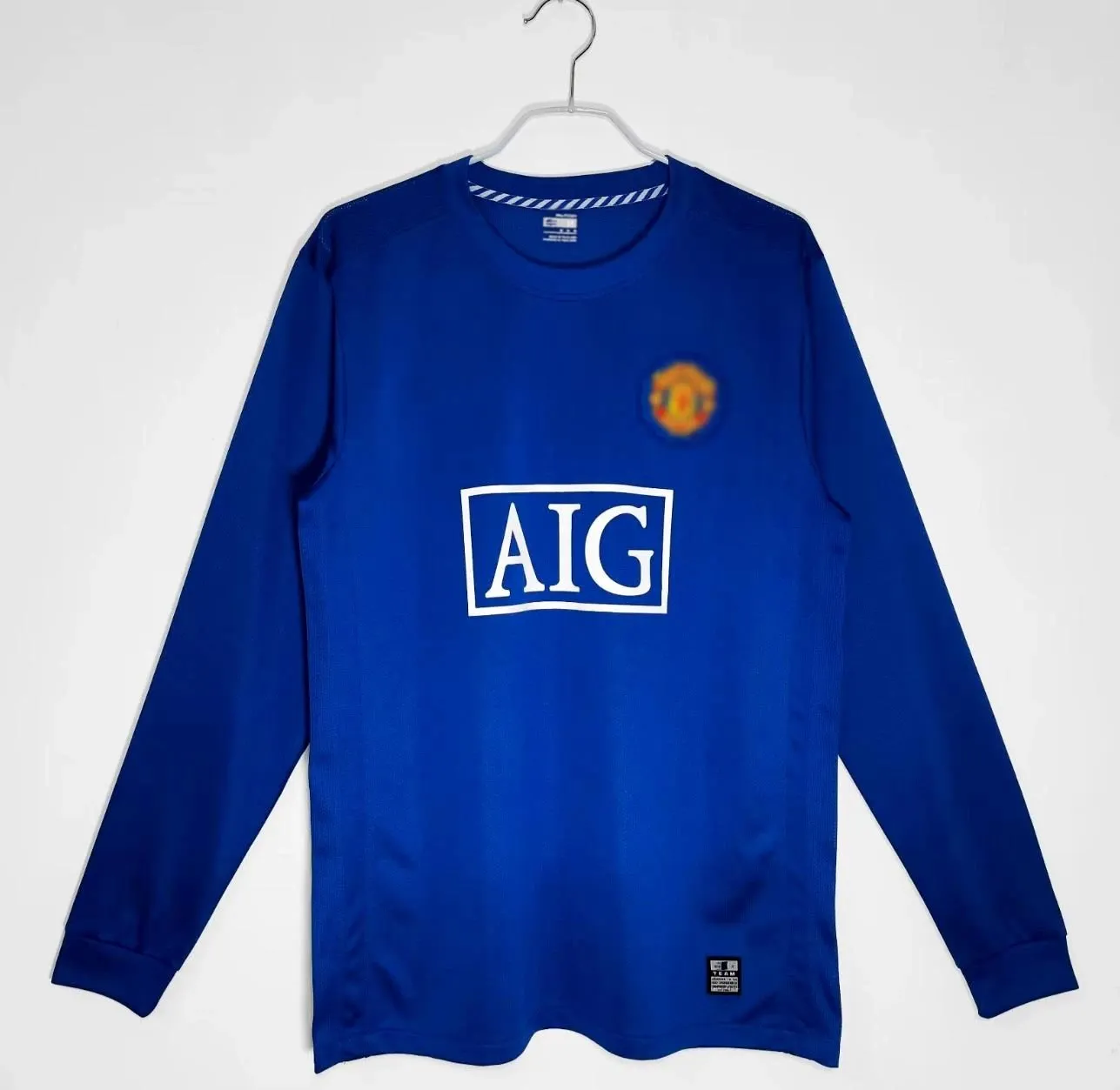 长袖；08/09赛季曼L二客