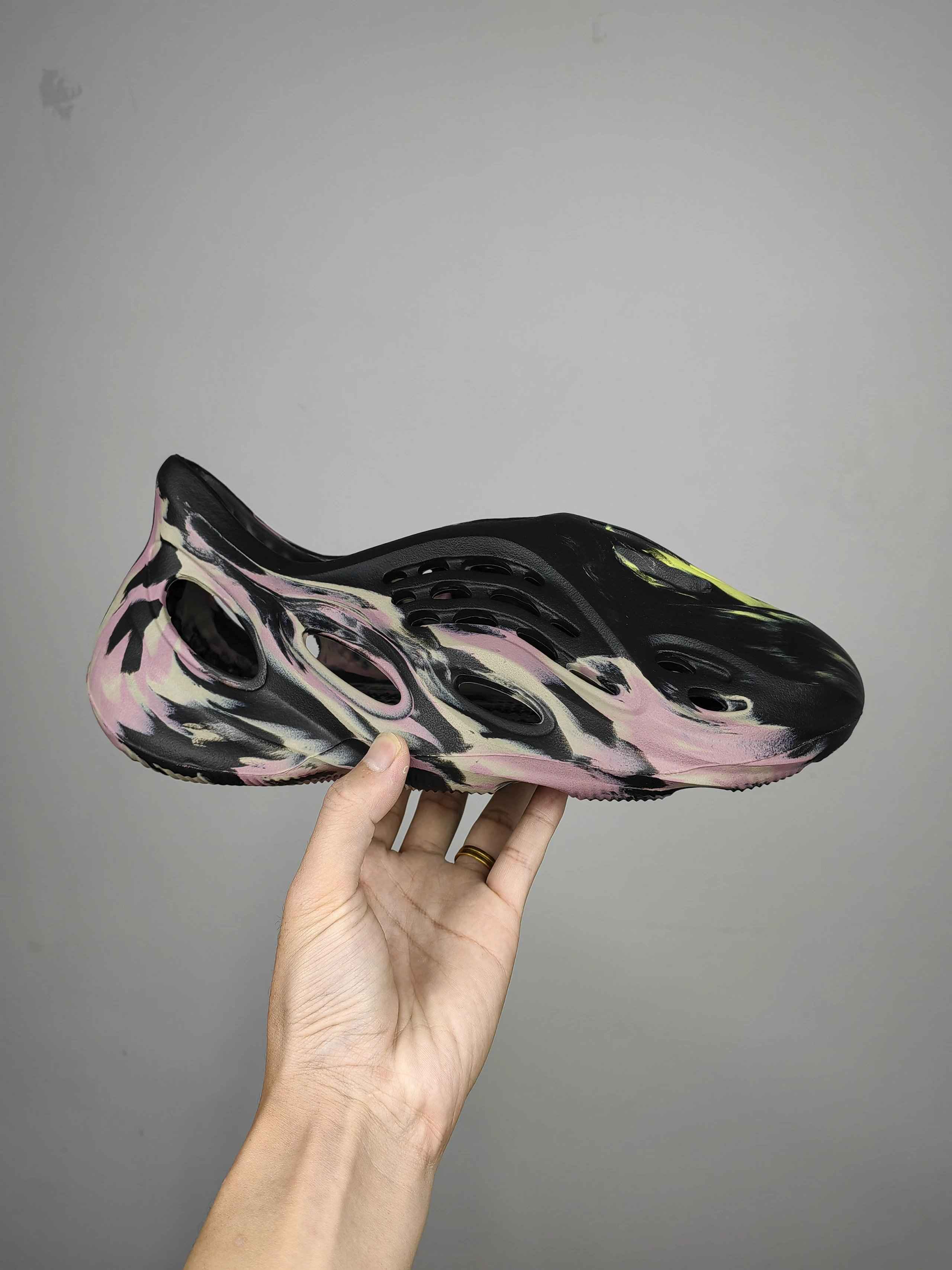 Purple Clown (IG9562)