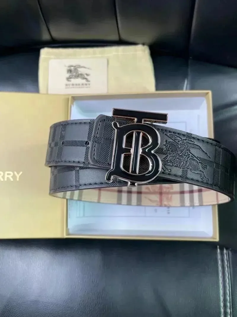 BURBERRY 35