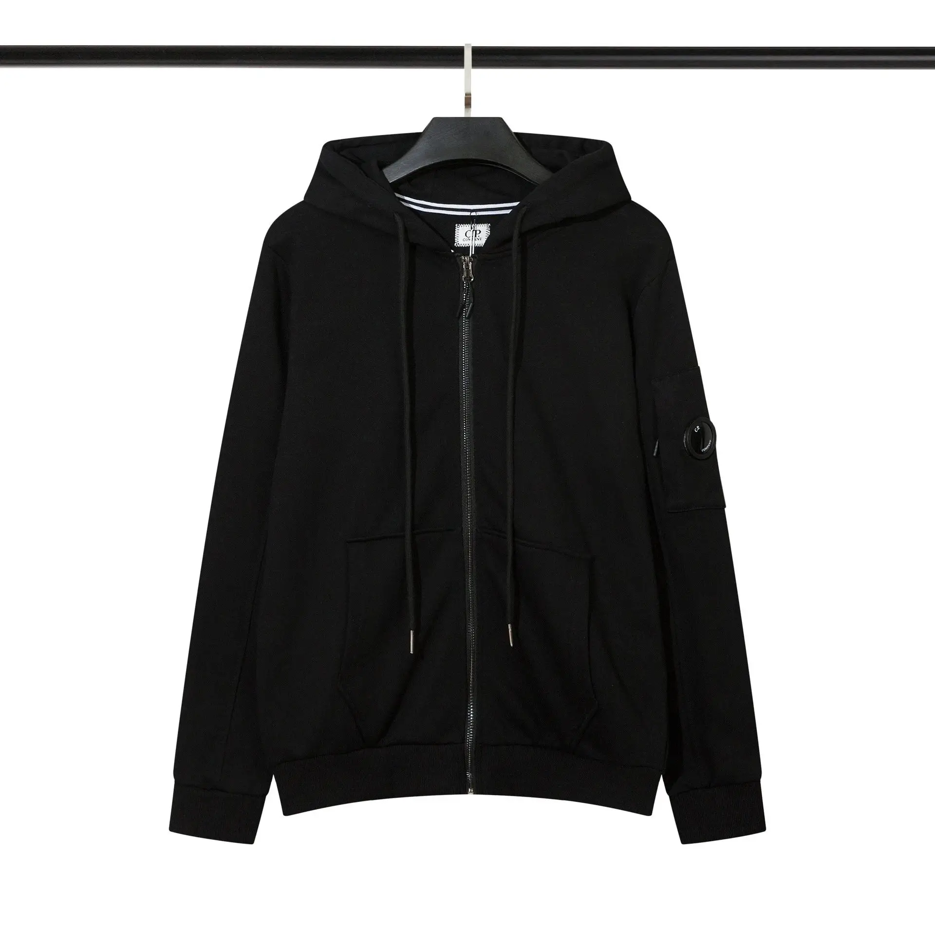 04- Hoodie Black (Zipper)