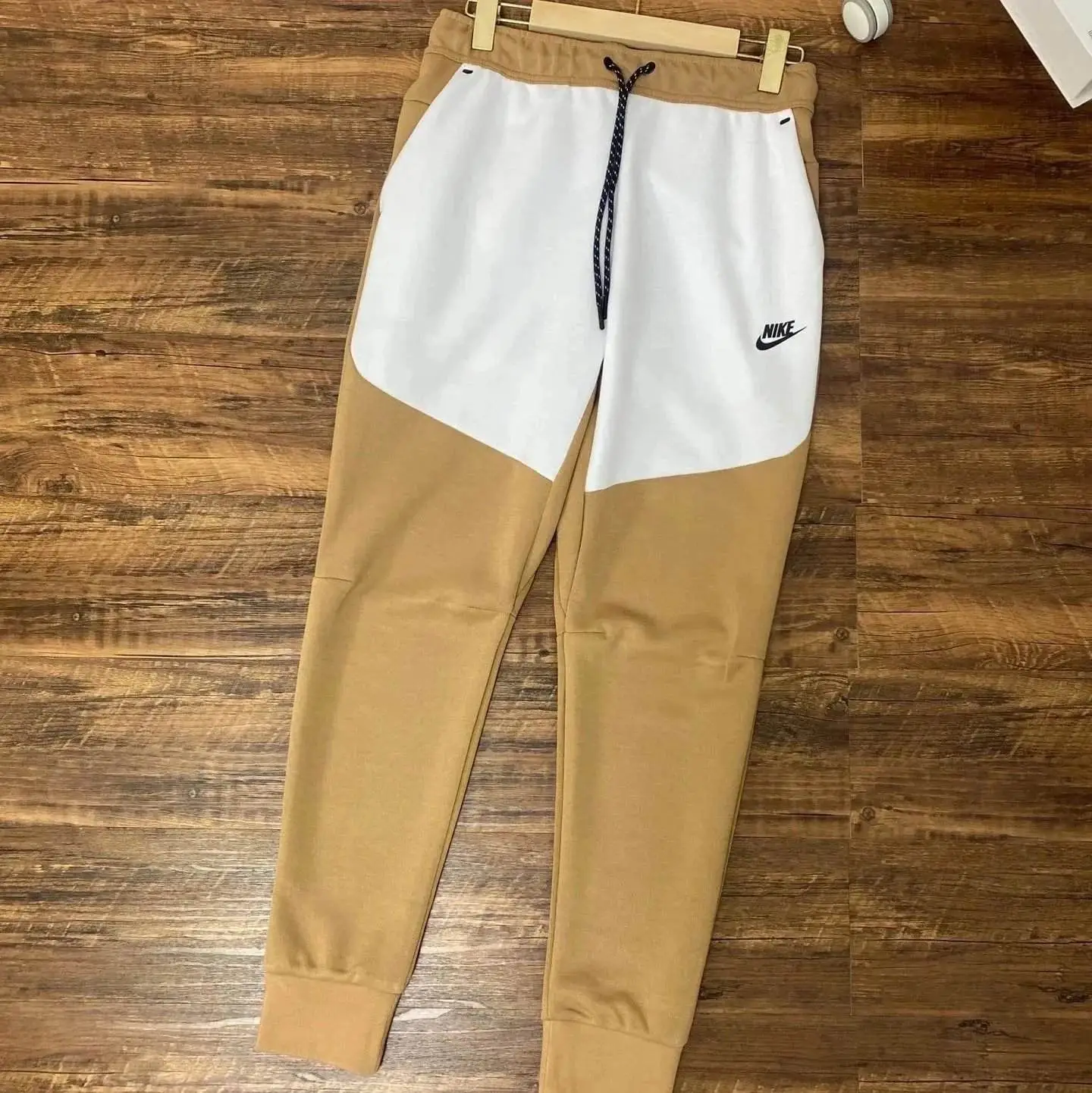 4496 khaki patchwork white pants