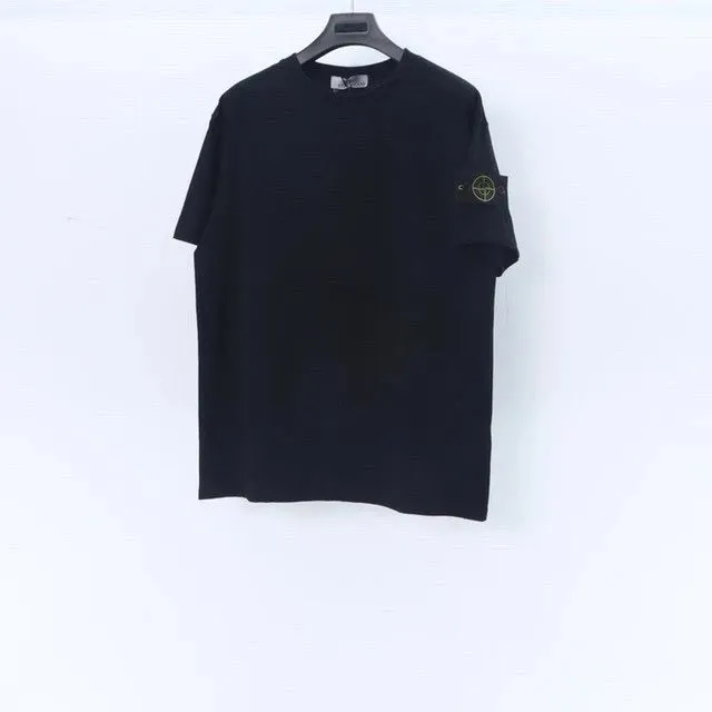 Short sleeved black